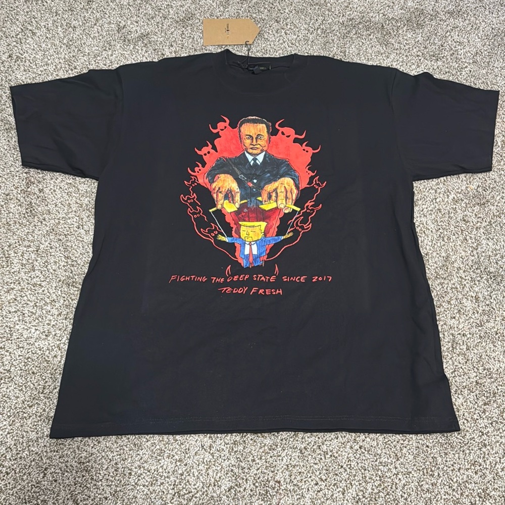 TEDDY FRESH Fighting the Deep State Since 2017 Elon Musk Tee in Black
